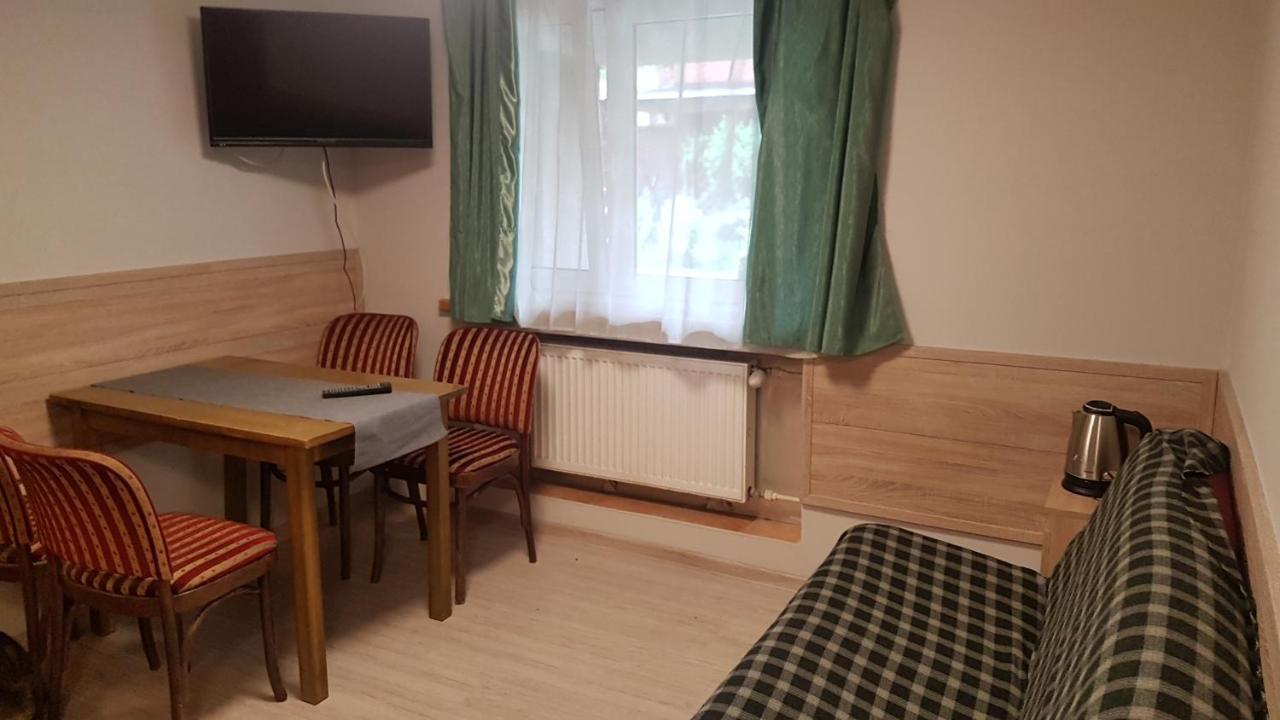 Noclegi Silesia Tychy Exterior photo